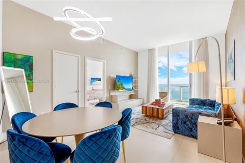 Copropriété à vendre à Hollywood, Floride: 2 chambres, 104.61 m2 № 1128114 - photo 10