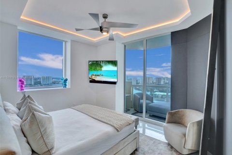 Condominio en venta en Sunny Isles Beach, Florida, 4 dormitorios, 254.18 m2 № 965706 - foto 28