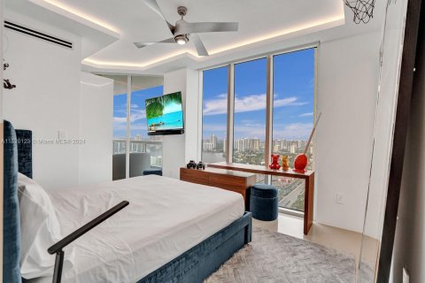 Condominio en venta en Sunny Isles Beach, Florida, 4 dormitorios, 254.18 m2 № 965706 - foto 23
