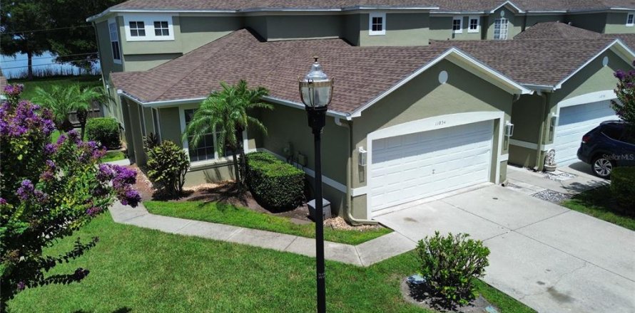 Townhouse in Tampa, Florida 3 bedrooms, 174.84 sq.m. № 1278384