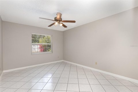 Casa en venta en Orlando, Florida, 4 dormitorios, 190.26 m2 № 1131885 - foto 17