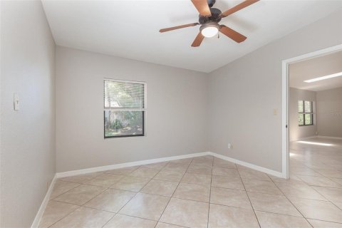 Casa en venta en Orlando, Florida, 4 dormitorios, 190.26 m2 № 1131885 - foto 24