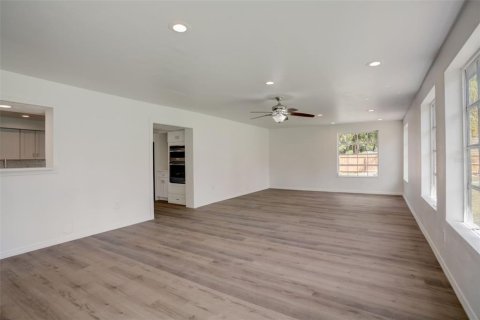 Casa en venta en Lutz, Florida, 5 dormitorios, 338.72 m2 № 1114005 - foto 17