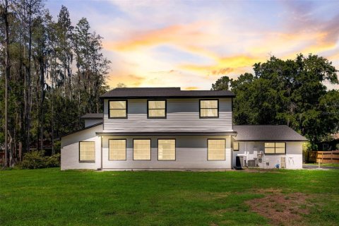 Casa en venta en Lutz, Florida, 5 dormitorios, 338.72 m2 № 1114005 - foto 2