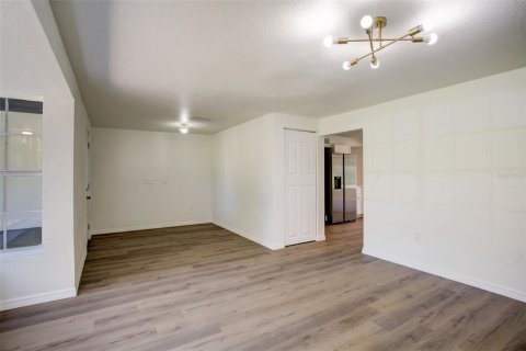 Casa en venta en Lutz, Florida, 5 dormitorios, 338.72 m2 № 1114005 - foto 7