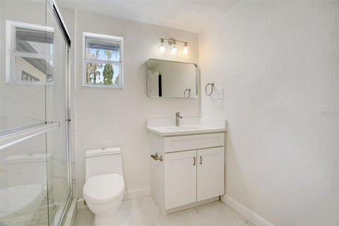 Casa en venta en Lutz, Florida, 5 dormitorios, 338.72 m2 № 1114005 - foto 27