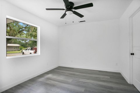 Villa ou maison à vendre à Sanford, Floride: 4 chambres, 200.58 m2 № 1351383 - photo 23