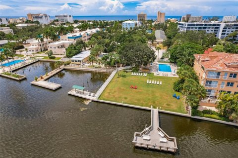 Condo in Sarasota, Florida, 1 bedroom  № 1351386 - photo 6