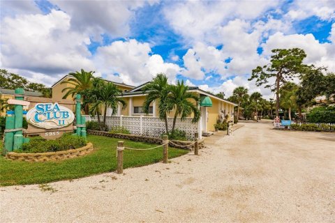 Copropriété à vendre à Sarasota, Floride: 1 chambre, 48.49 m2 № 1351386 - photo 24