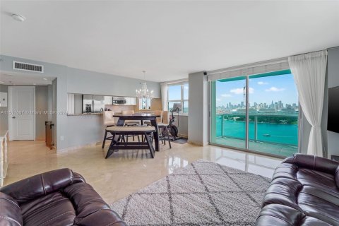 Copropriété à vendre à Miami Beach, Floride: 2 chambres, 106.56 m2 № 1159007 - photo 3