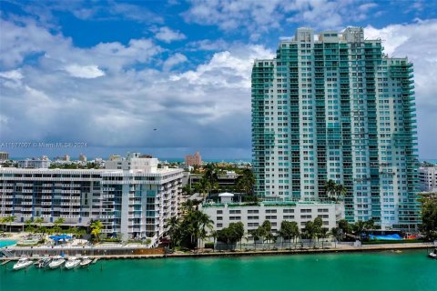 Copropriété à vendre à Miami Beach, Floride: 2 chambres, 106.56 m2 № 1159007 - photo 19