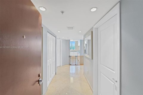 Copropriété à vendre à Miami Beach, Floride: 2 chambres, 106.56 m2 № 1159007 - photo 6