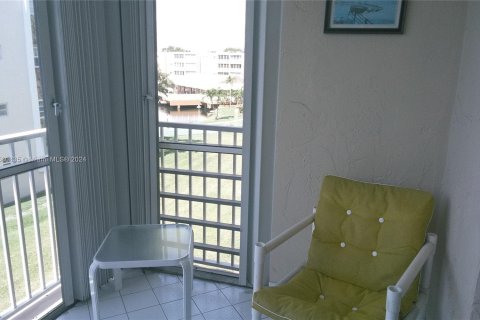 Condominio en venta en Dania Beach, Florida, 2 dormitorios, 106.28 m2 № 1158967 - foto 15