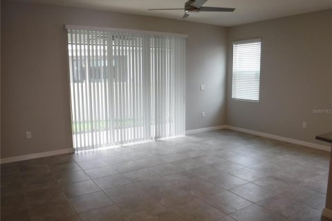 Touwnhouse à vendre à Sarasota, Floride: 3 chambres, 168.99 m2 № 1342276 - photo 6