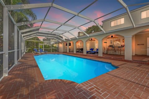 Casa en venta en Seminole, Florida, 5 dormitorios, 265.42 m2 № 1303362 - foto 3