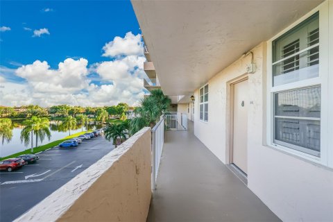 Condominio en venta en Plantation, Florida, 2 dormitorios, 94.3 m2 № 1389811 - foto 1