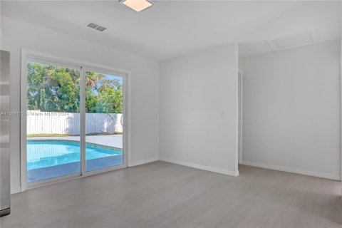Casa en venta en Vero Beach, Florida, 4 dormitorios № 1099717 - foto 15
