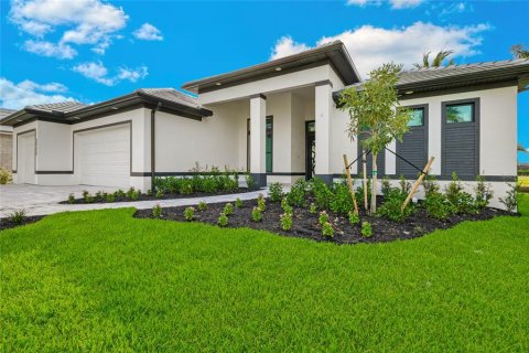 Villa ou maison à vendre à Punta Gorda, Floride: 3 chambres, 214.51 m2 № 865094 - photo 2