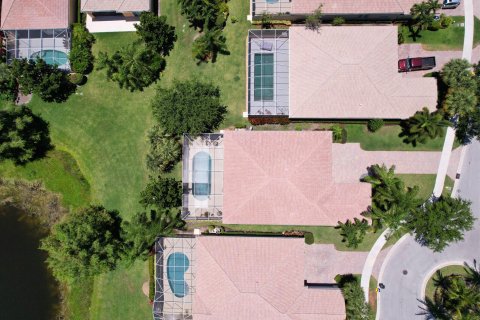 House in Palm Beach Gardens, Florida 4 bedrooms, 236.25 sq.m. № 1185609 - photo 4