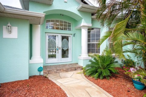 House in Port Charlotte, Florida 3 bedrooms, 211.17 sq.m. № 1424238 - photo 3