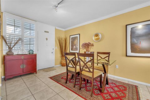 Copropriété à vendre à Miami Beach, Floride: 1 chambre, 74.32 m2 № 1237029 - photo 8