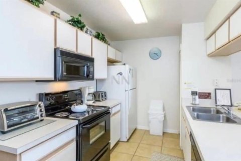 Condo in Kissimmee, Florida, 3 bedrooms  № 1342262 - photo 9