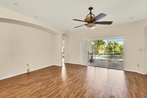 Villa ou maison à vendre à Ruskin, Floride: 4 chambres, 248.23 m2 № 1342263 - photo 9