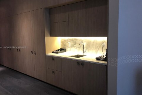 Condominio en venta en Miami, Florida № 1374991 - foto 14