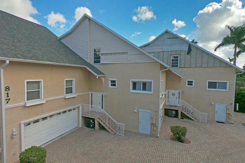 Touwnhouse à vendre à Fort Myers, Floride: 3 chambres, 232.26 m2 № 989897 - photo 1