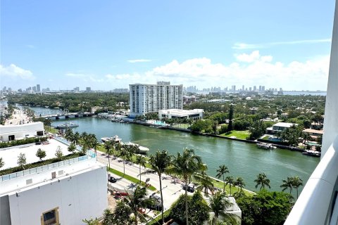 Copropriété à vendre à Miami Beach, Floride: 48.87 m2 № 1240380 - photo 15