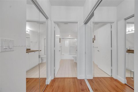 Copropriété à vendre à Fort Lauderdale, Floride: 2 chambres, 111.48 m2 № 1127017 - photo 16