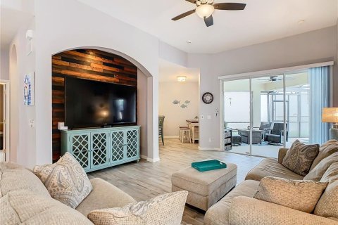 Casa en venta en Davenport, Florida, 5 dormitorios, 263.38 m2 № 1379452 - foto 9