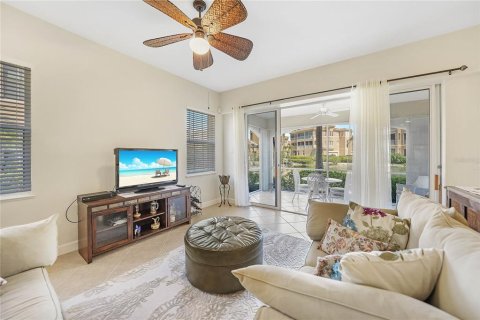 Copropriété à vendre à Punta Gorda, Floride: 3 chambres, 149.11 m2 № 486212 - photo 5