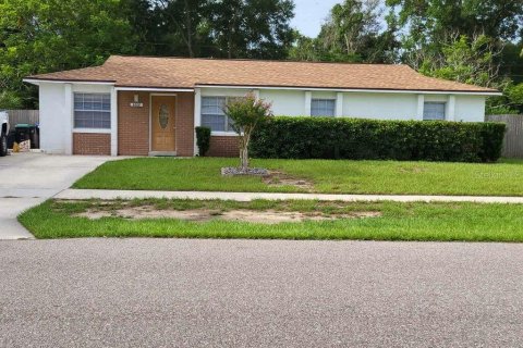 House in Orlando, Florida 3 bedrooms, 114.08 sq.m. № 1297049 - photo 1