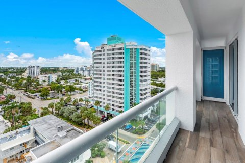 Apartment in OCEAN RESORT RESIDENCES in Fort Lauderdale, Florida 2 bedrooms, 103 sq.m. № 32590 - photo 6