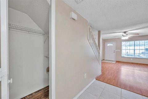 Townhouse in Tampa, Florida 2 bedrooms, 119.66 sq.m. № 877152 - photo 23