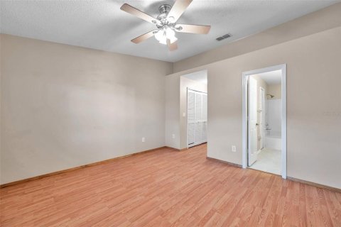 Townhouse in Tampa, Florida 2 bedrooms, 119.66 sq.m. № 877152 - photo 30