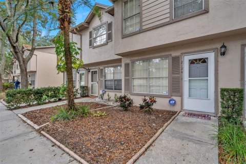 Townhouse in Tampa, Florida 2 bedrooms, 119.66 sq.m. № 877152 - photo 6