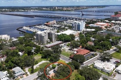 Immobilier commercial à vendre à Bradenton, Floride: 366.13 m2 № 1372181 - photo 2