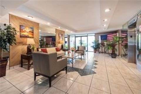 Copropriété à vendre à Pompano Beach, Floride: 1 chambre, 104.98 m2 № 932393 - photo 24