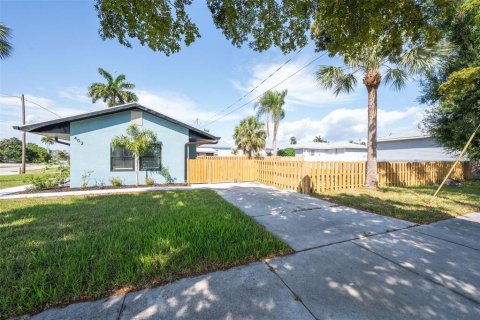 Villa ou maison à vendre à Punta Gorda, Floride: 2 chambres, 67.45 m2 № 1202967 - photo 4