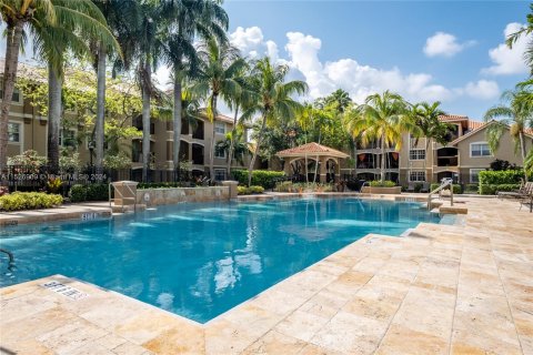 Condominio en venta en Pembroke Pines, Florida, 3 dormitorios, 123.56 m2 № 997948 - foto 1
