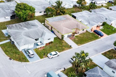 Villa ou maison à vendre à Margate, Floride: 3 chambres, 147.44 m2 № 1006698 - photo 13