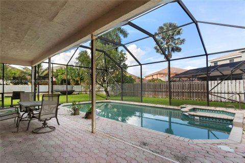 Villa ou maison à vendre à Miramar, Floride: 5 chambres, 362.41 m2 № 1377605 - photo 26