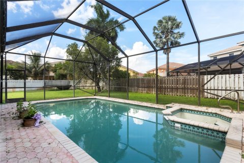 Casa en venta en Miramar, Florida, 5 dormitorios, 362.41 m2 № 1377605 - foto 27