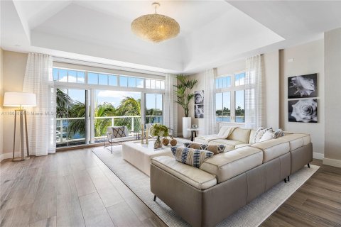 Condominio en venta en Palm Beach Shores, Florida, 3 dormitorios, 245.63 m2 № 1377604 - foto 16