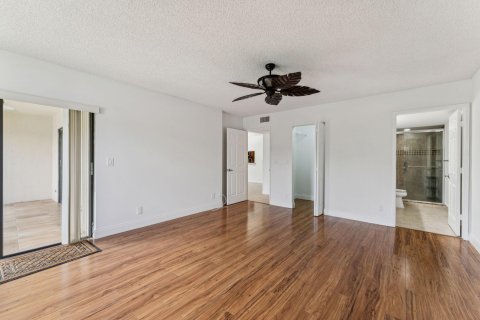 Condo in Delray Beach, Florida, 2 bedrooms  № 1216050 - photo 14