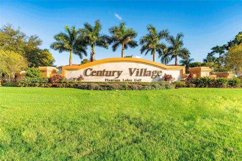 Condominio en venta en Pembroke Pines, Florida, 1 dormitorio, 65.22 m2 № 1185825 - foto 19