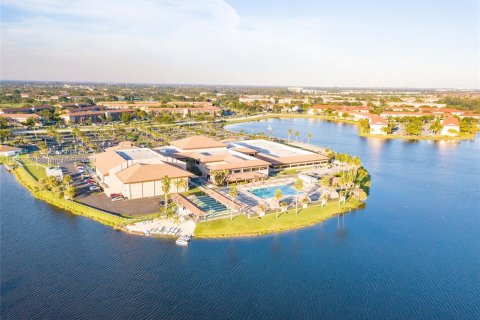 Condo in Pembroke Pines, Florida, 1 bedroom  № 1185825 - photo 16