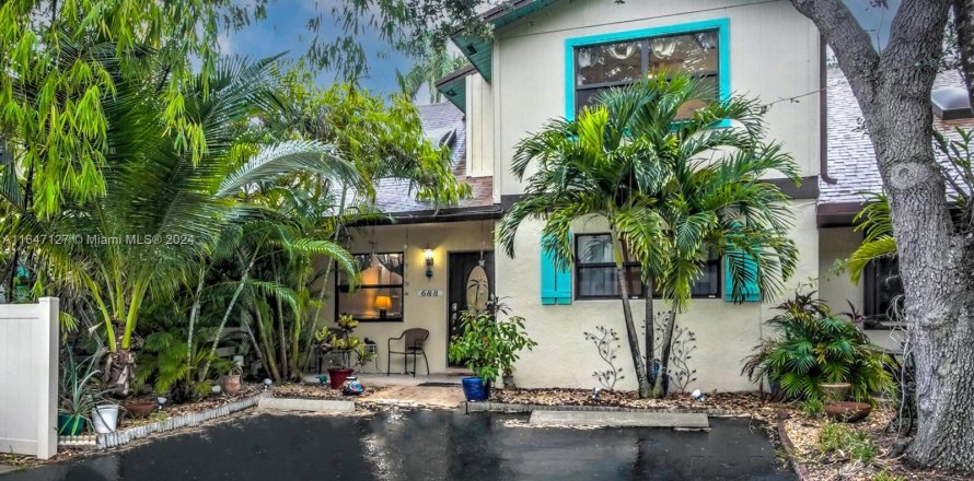 Townhouse in Dania Beach, Florida 3 bedrooms, 171.87 sq.m. № 1329601